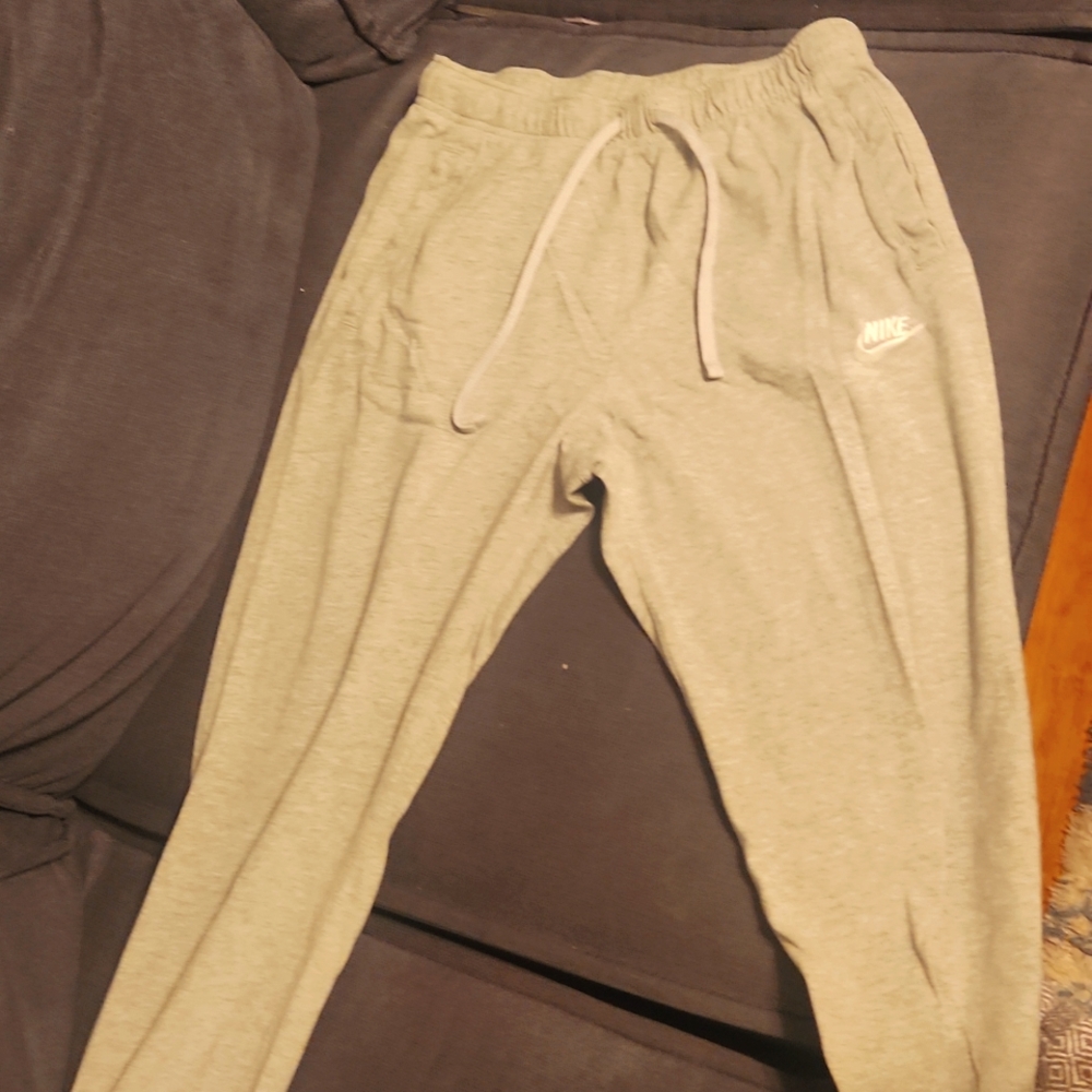 Nike Jogger Lounge Pant Small pockets